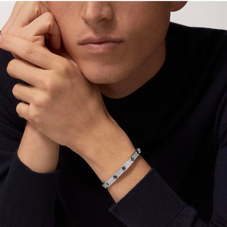 Vòng Cartier love (Tua vít - phối gốm Vip)