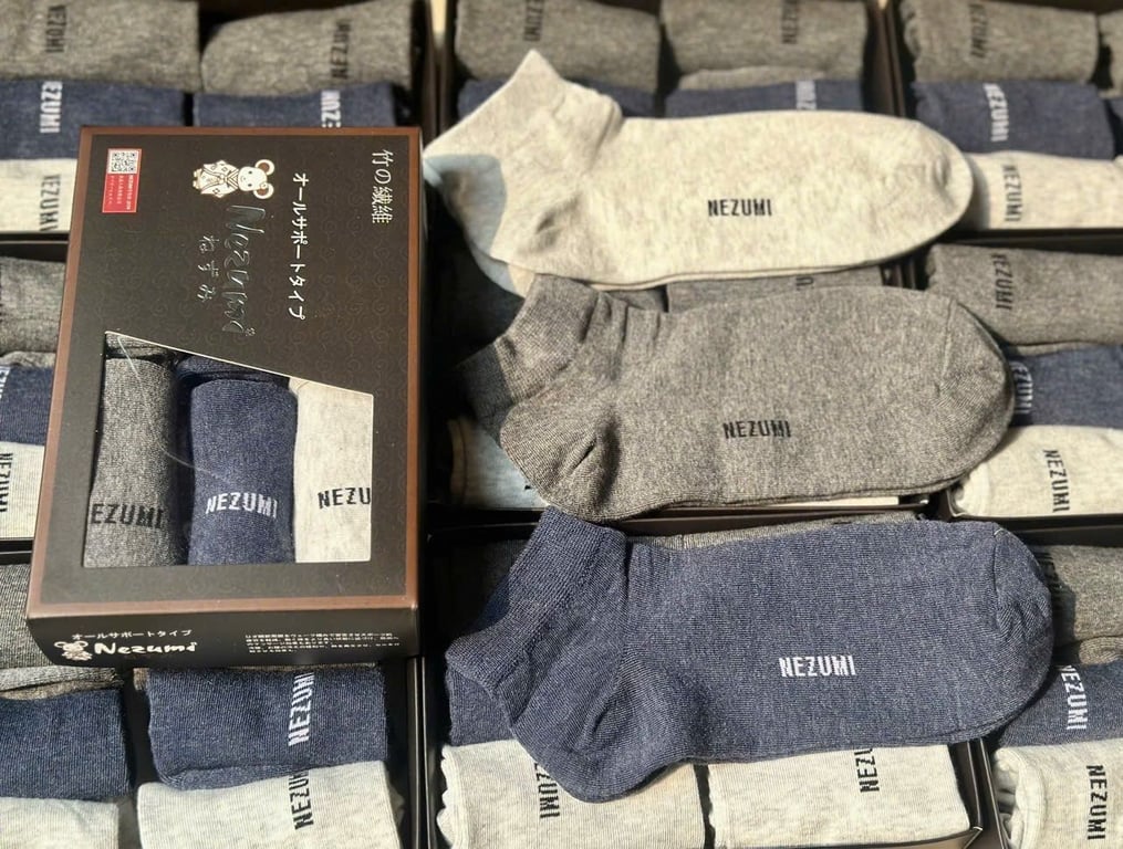 TẤT NEZUMI NHẬT BẢN