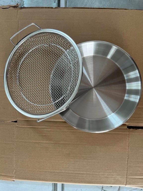 KHAY INOX KÈM VỈ LƯỚI CHẤT LIỆU INOX 304  size 22cm