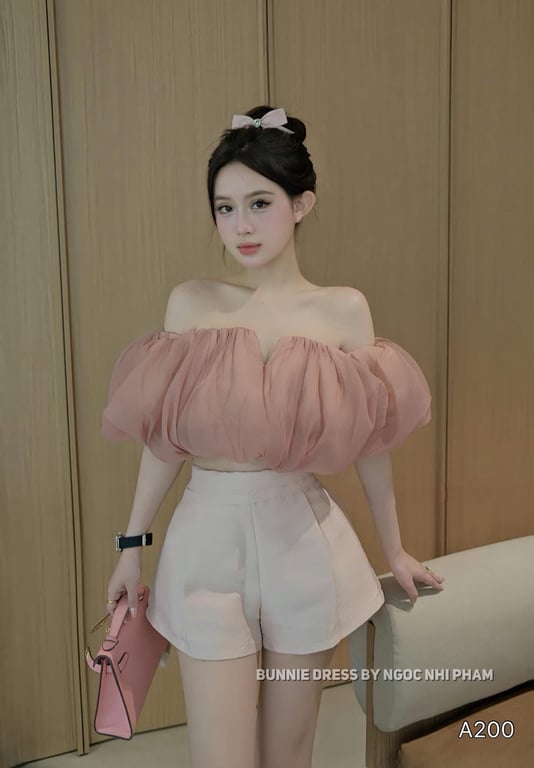A200- set áo trễ vai bồng kèm quần tafta