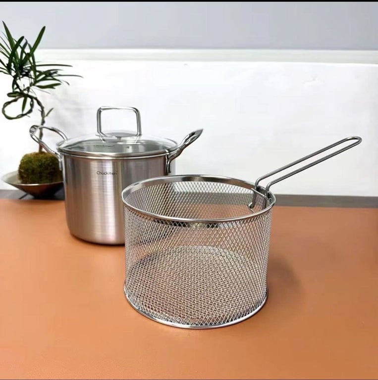 Nồi thành cao kèm giỏ lọc dầu cán dài 18cm C445