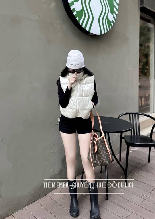 Ak gile phao trắng nút
