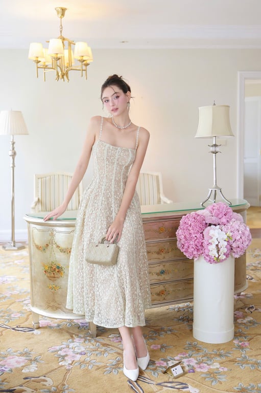 Đầm ren lót da brand OBIBI