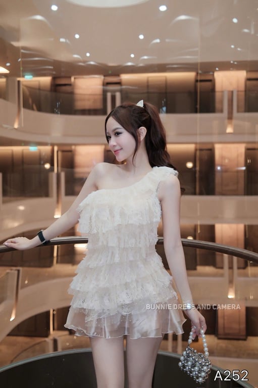 A252- Set ren lệch vai