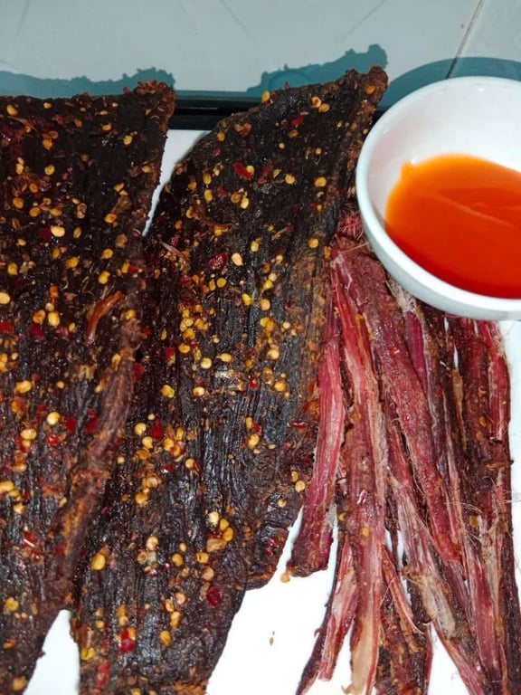 Trâu bò gác bếp nhà làm