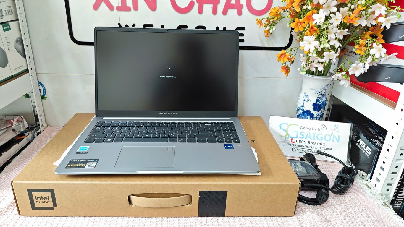 Laptop ASUS ExpertBook P1 P1503CVA-i308-50W (Core™ i3-1315U/ 8GB/ 512GB/ Intel UHD Graphics/ 15.6inch FHD/ Win11/ Xám)