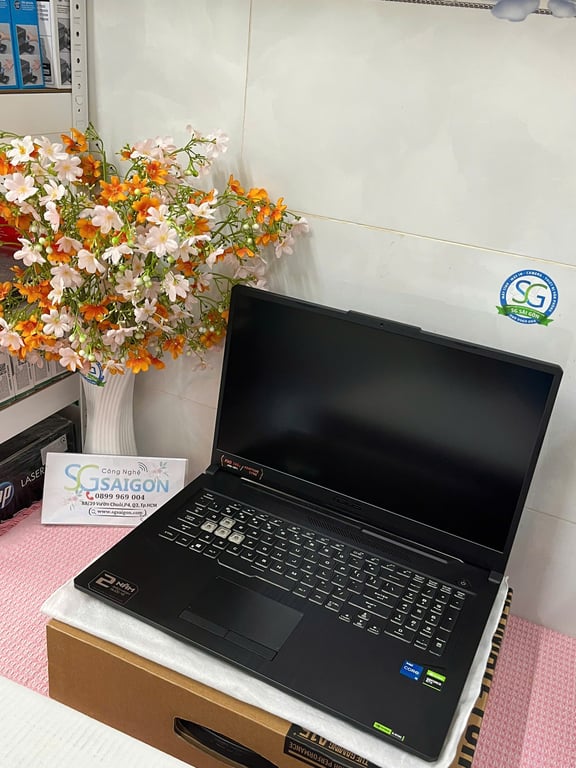 Laptop Asus TUF Gaming FX706HCB-HX105W (Core™ i5-11400H/ 8GB/ 512GB/ RTX™ 3050 4GB/ 17.3-inch FHD/ Win 11/ Graphite Black)