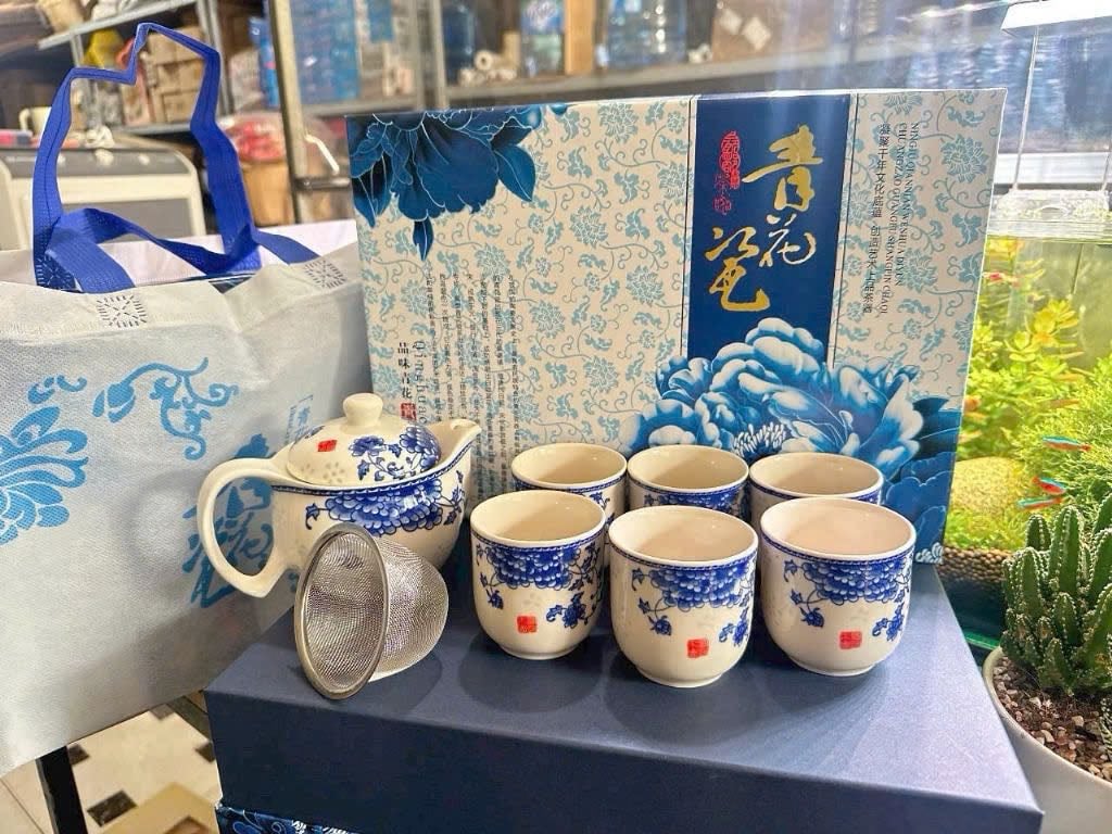 BỘ ẤM PHA TRÀ GỐM SỨ CÓ LƯỚI LỌC CAO CẤP