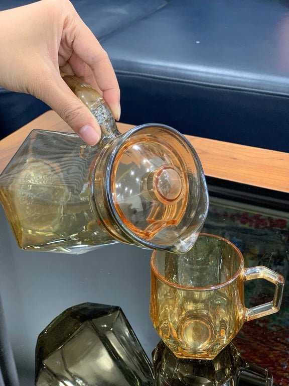 Set 7 món bình cốc thuỷ tinh kim cương hổ phách (6 cốc +1 bình)