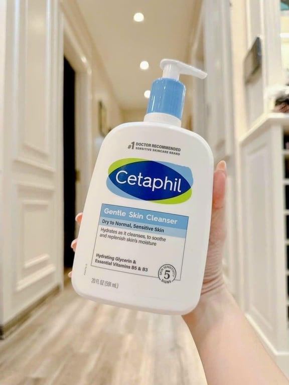 Sữa rửa mặt 𝗖𝗘𝗧𝗔𝗣𝗛𝗜𝗟 𝗚𝗘𝗡𝗧𝗟𝗘 𝗦𝗞𝗜𝗡 𝗖𝗟𝗘𝗔𝗡𝗦𝗘𝗥 chai 1L