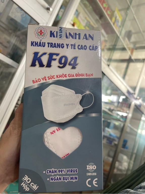 Khẩu trang kf94 xanh h/30c