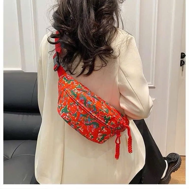 Túi đeo chéo hoạ tiết