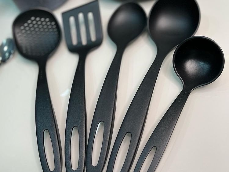 BỘ DỤNG CỤ NẤU ĂN 5 MÓN TRAMONTINA BRAZIL