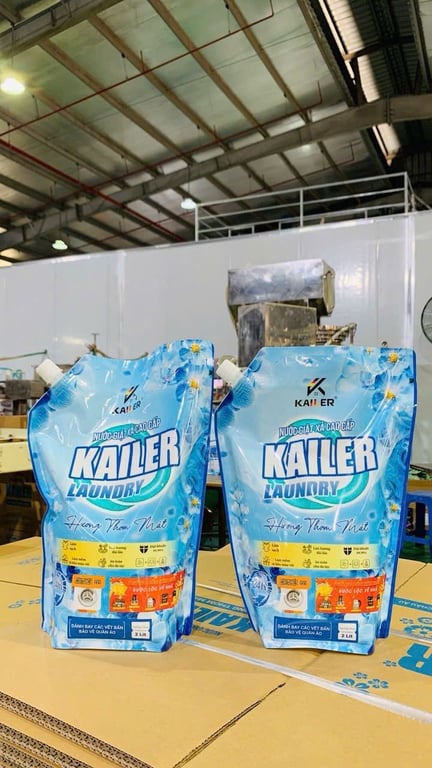 NƯỚC GIẶT XẢ KAILER HƯƠNG THƠM MÁT 2L