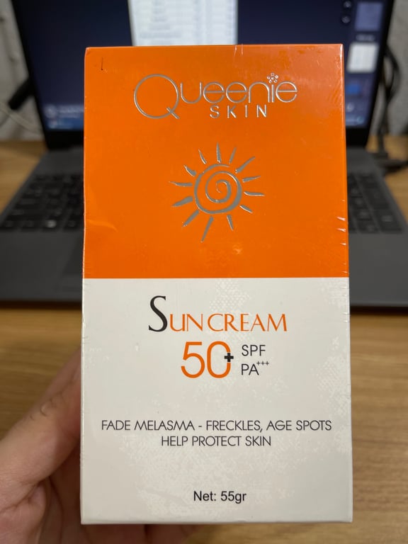 Kem chống nắng queenni cam