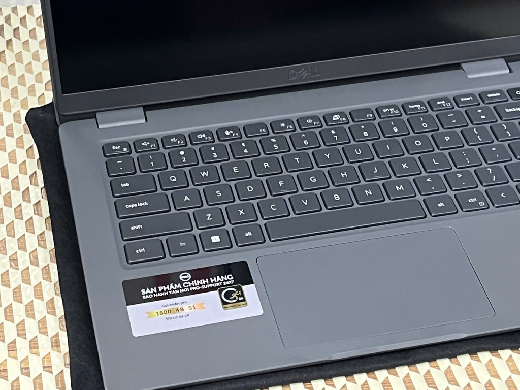 Laptop Latitude 3440 I51235U-16G512G-UMC - ĐEN I5-1235U/ 16G/ SSD 512GB/ "14""/FHD/" WIN 11