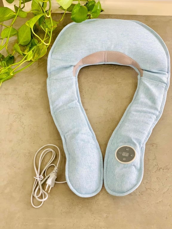 Máy đấm lưng massage Bear MA-B01V1