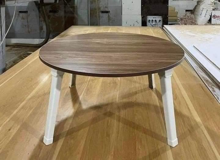 Bàn vân gỗ tròn