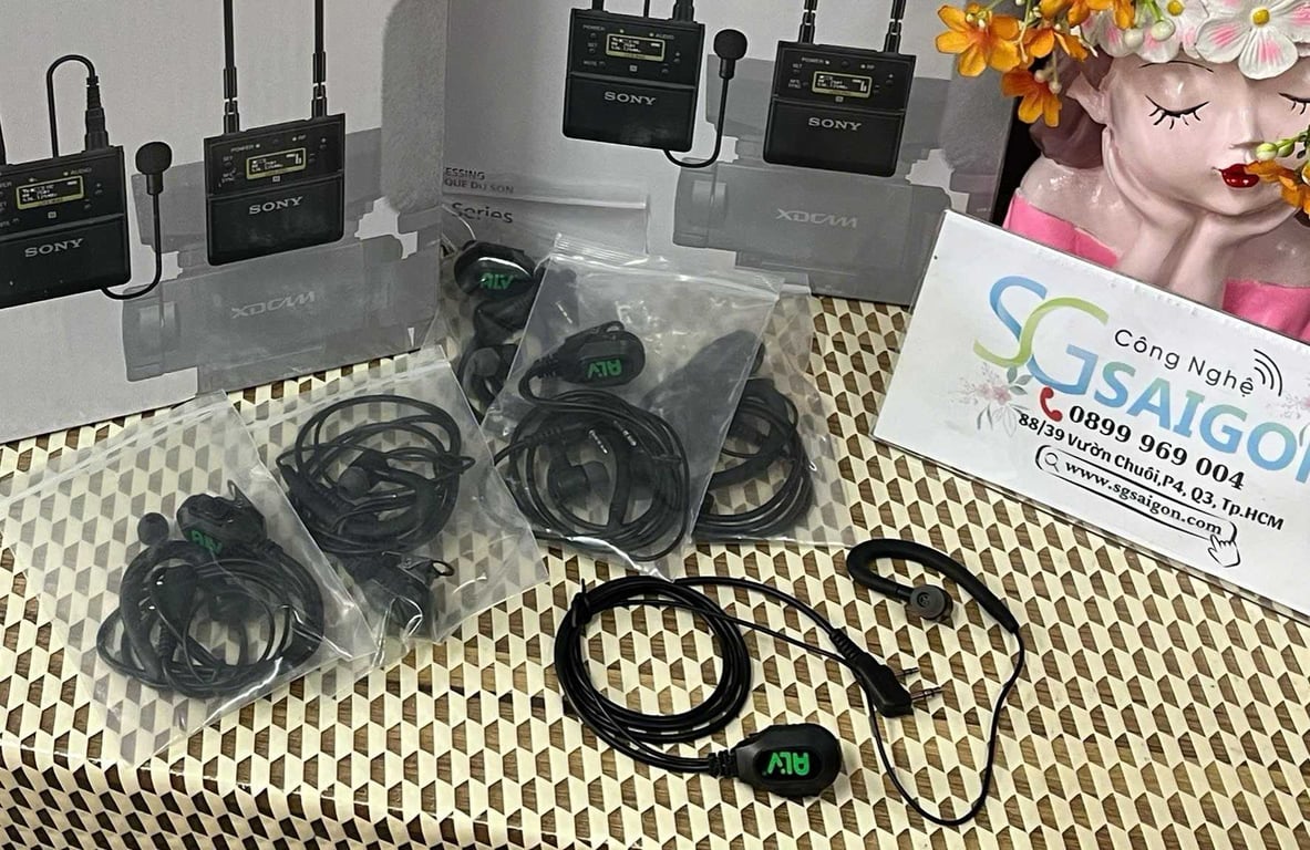 Tai Nghe Bộ Đàm Motorola GP779 (tai thẳng)