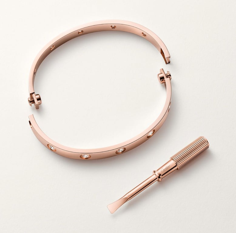 Vòng Cartier Love 10 Diamond