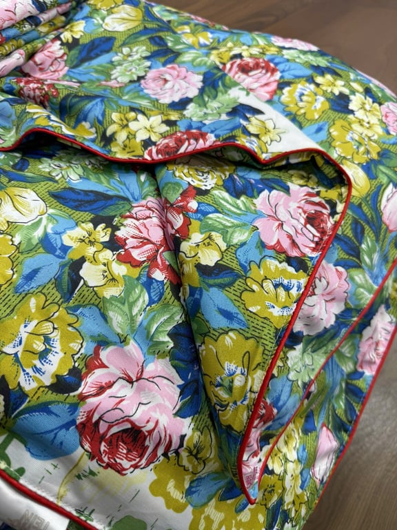 NC125 - Chăn Lụa Tơ Tằm Họa Tiết Hoa Cỏ Nhiệt Đới 2mx2m3