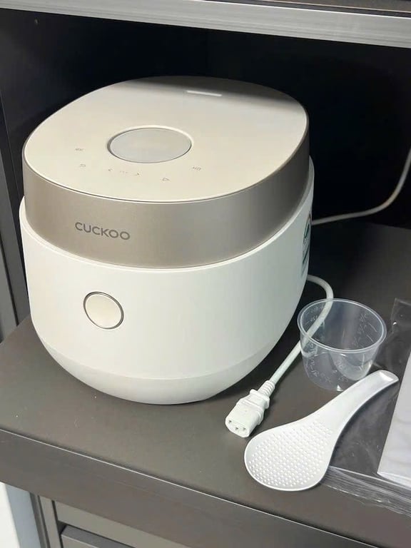 NỒI CƠM ĐIỆN CUCKOO CR-0685GƯ 1.08L