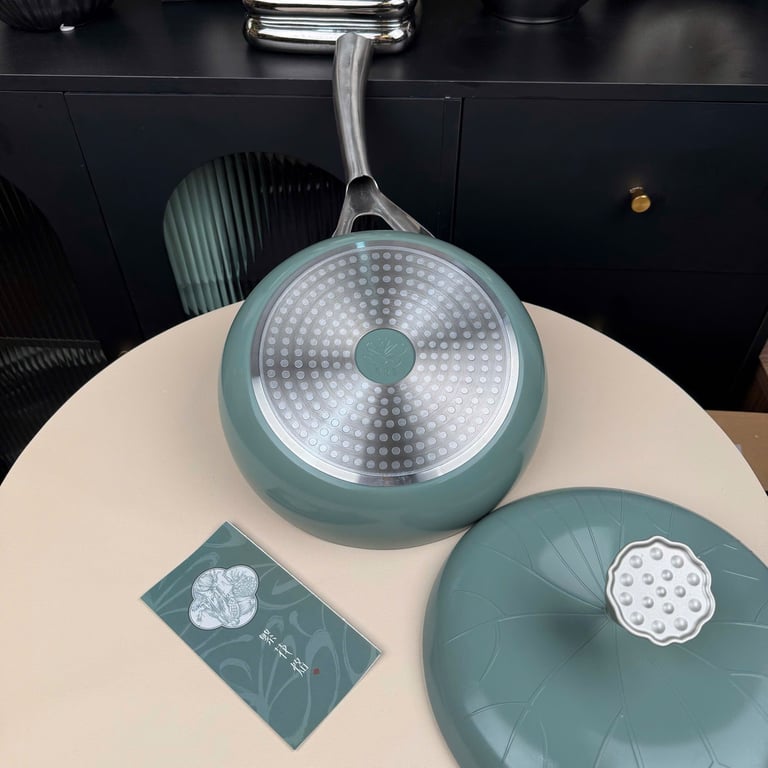 CHẢO NHÔM LÁ SEN VELOSAN 26CM - KC20