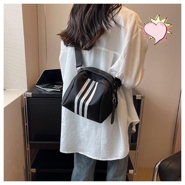 Túi 3 sọc dáng thể thao
