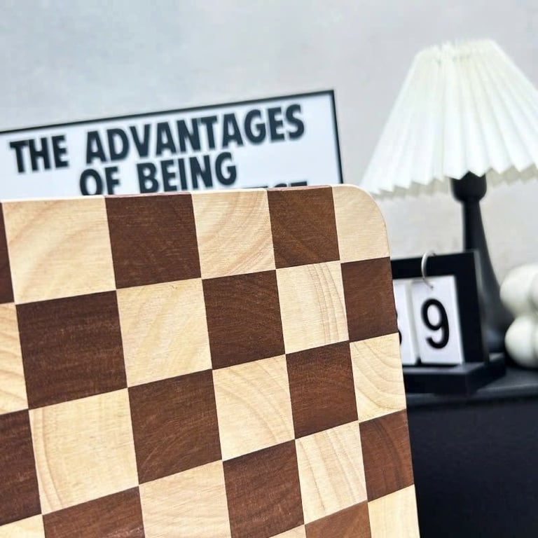 Thớt gỗ Teak hoạ tiết caro Chockmen - CKM256