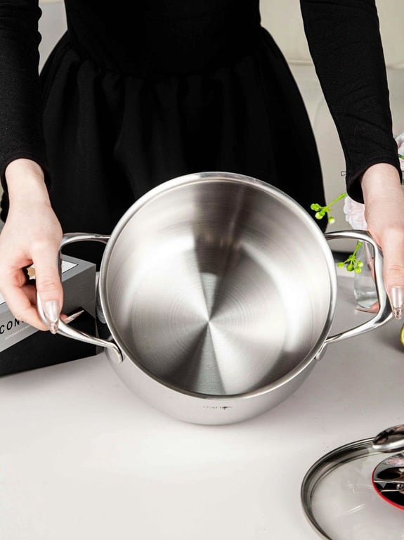 Nồi canh size trung OYATTON 20cm 4L - O552