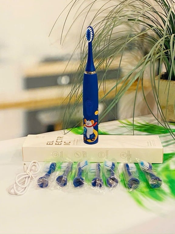 Bàn chải đánh răng điện dành cho trẻ em + 8 đầu bàn chải + sạc USB
