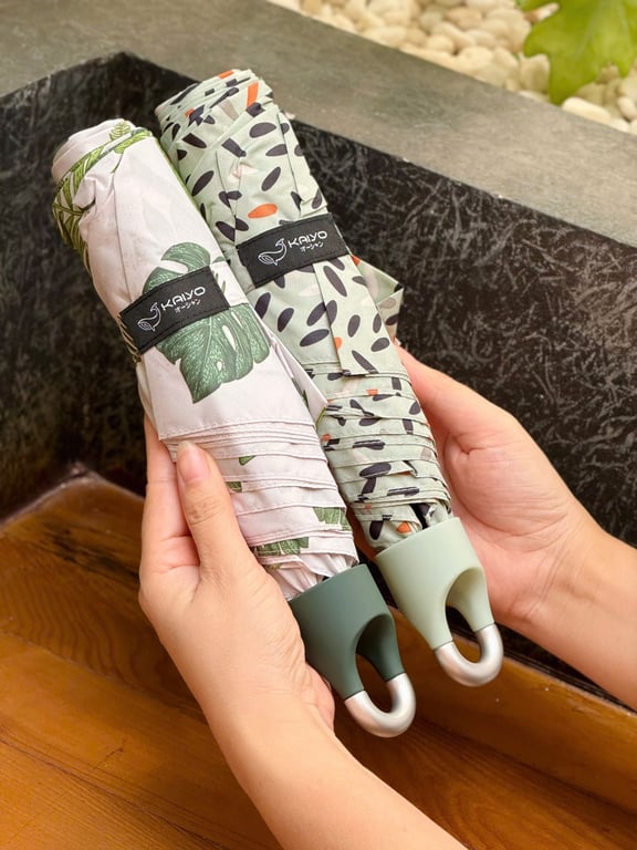 Ô siêu nhẹ gấp gọn có móc treo, ô  tự động 2 chiều 10 nan kaiyo