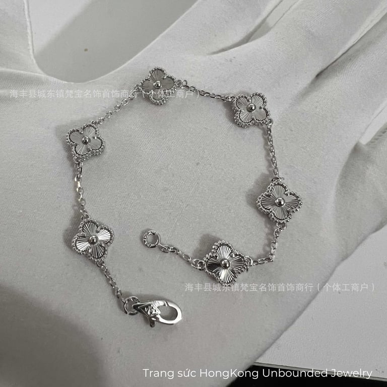 Lắc tay Van Cleef mini 9mm - khắc khía kiểu ITALY