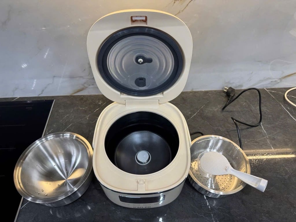 NỒI CƠM ĐIỆN KAILER KL-1368 DUNG TÍCH 1,2L