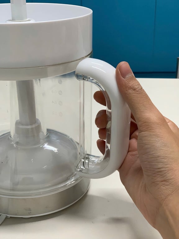 Máy vắt cam Lock and Lock size lớn 1,2 lít EJJ241