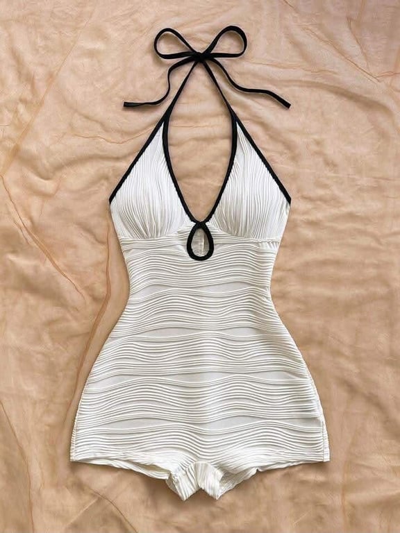 Jumsuit trắng - BK02