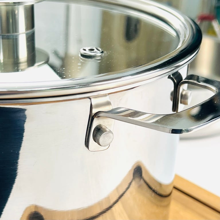 BỘ NỒI NAMSAN INOX 18/10 – Tinh Hoa Từ Chất Liệu Cao Cấp Và Thiết Kế Sang Trọng