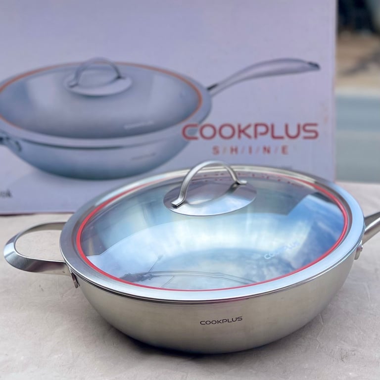 CHẢO XÀO SÂU LÒNG INOX COOKPLUS LOCK&LOCK 30CM KÈM VUNG