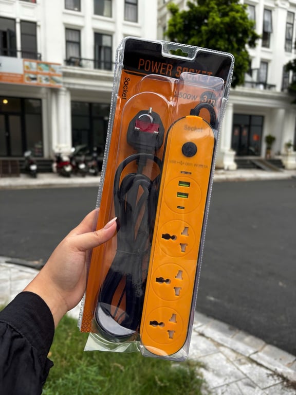 Ổ CẮM ĐIỆN ĐA NĂNG 2500W – DÂY 3 MÉT