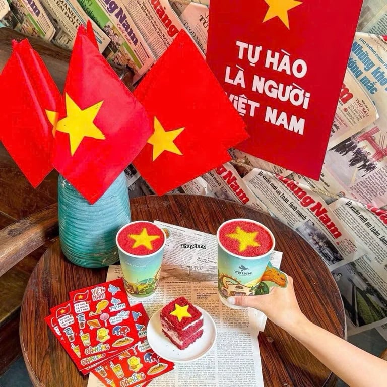 Set 10 Cờ vẫy tay Quốc kỳ Việt Nam