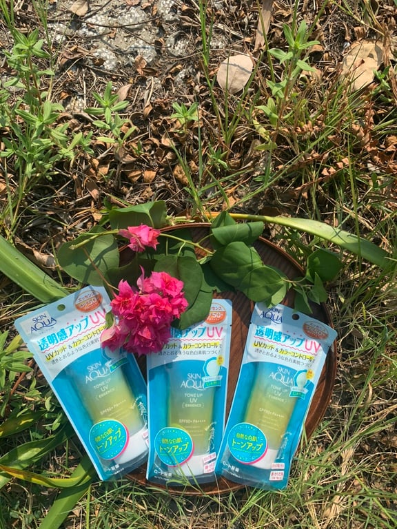 𝐊𝐞𝐦 𝐜𝐡𝐨̂́𝐧𝐠 𝐧𝐚̆́𝐧𝐠 𝐒𝐊𝐈𝐍 𝐀𝐐𝐔𝐀