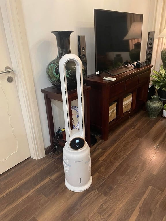 𝐐𝐔𝐀̣𝐓 𝐊𝐇𝐎̂𝐍𝐆 𝐂𝐀́𝐍𝐇 CHANGHONG