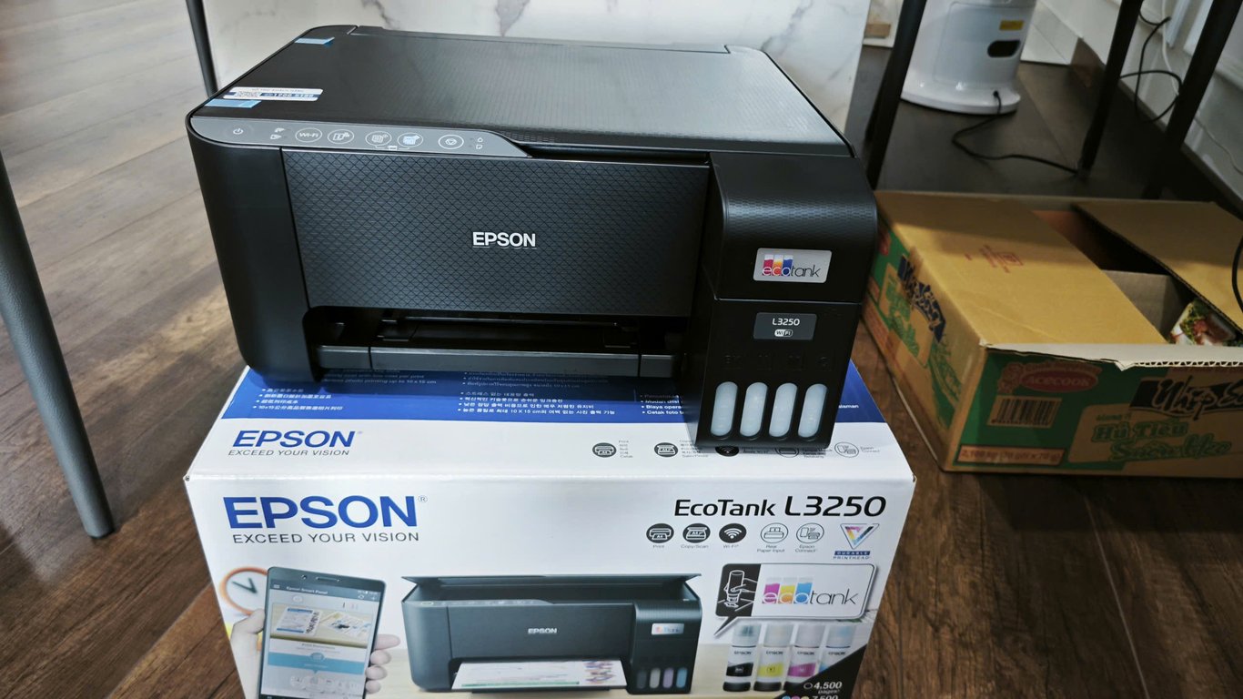 Máy In Phun Màu Epson Ecotank L3250 - Đa Năng Chính Hãng