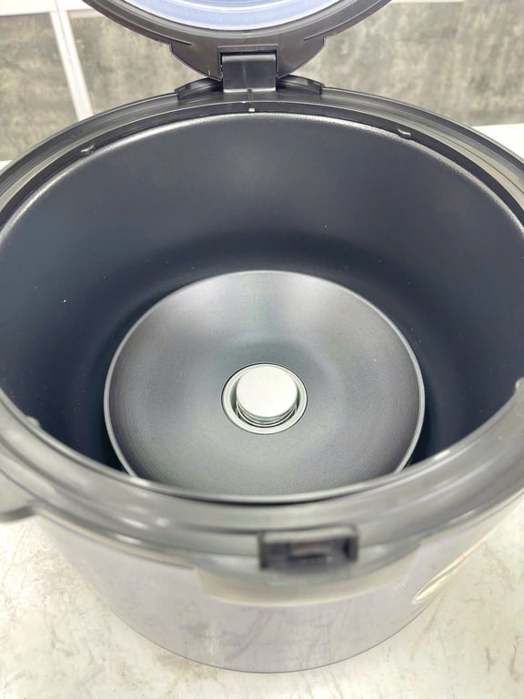 NỒI CƠM ĐIỆN CAO CẤP Ủ ẤM 3D KALPEN R9 DUNG TÍCH 1.8L