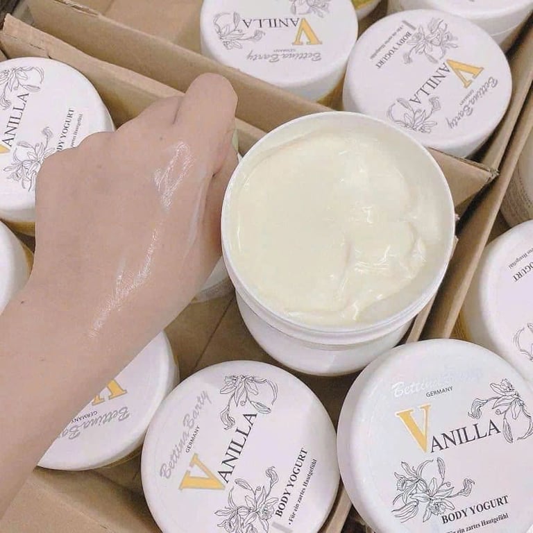 Dưỡng thể Vanilla Body Yogurt 300ml