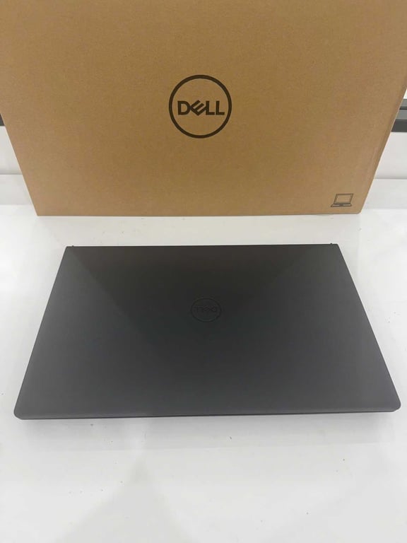 Dell Inspiron 3520 i3-1215U/8GB/512GB SSD/15.6"FHD/Dos/Black