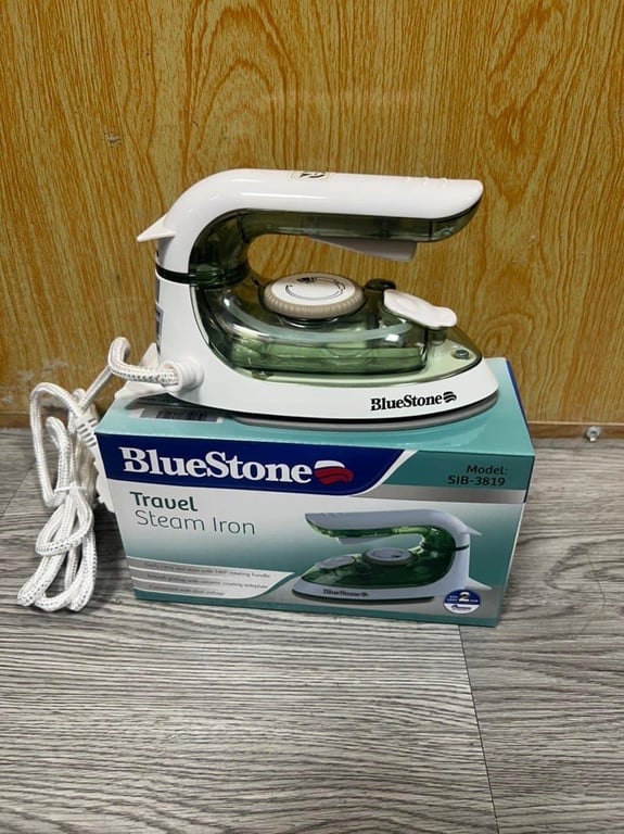 Bàn Là Hơi Nước Mini BlueStone