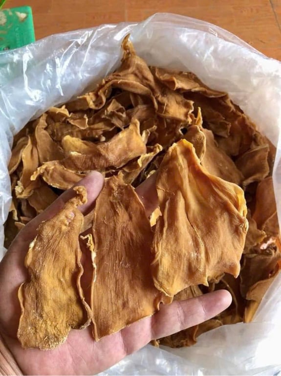 Măng lưỡi lợn Điện Biên