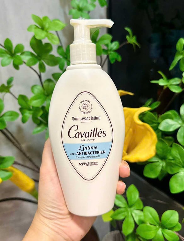 Dung dịch vệ sinh Cavailles Pháp 250ml