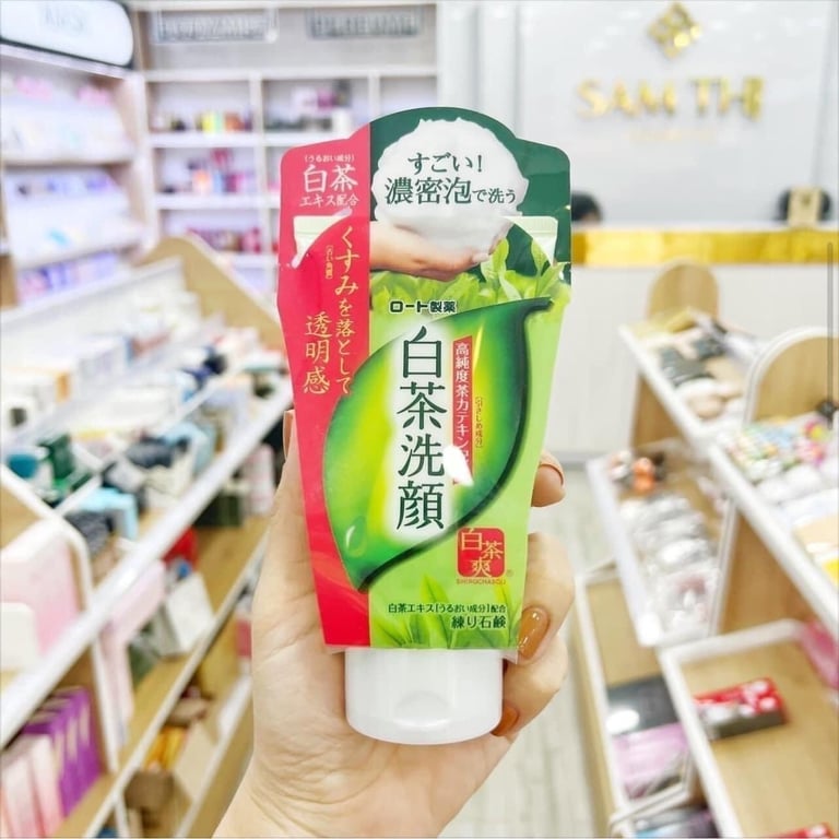 SỮA RỬA MẶT Trà Xanh Nhật Bản Rohto Shirochasou Green Tea Foam